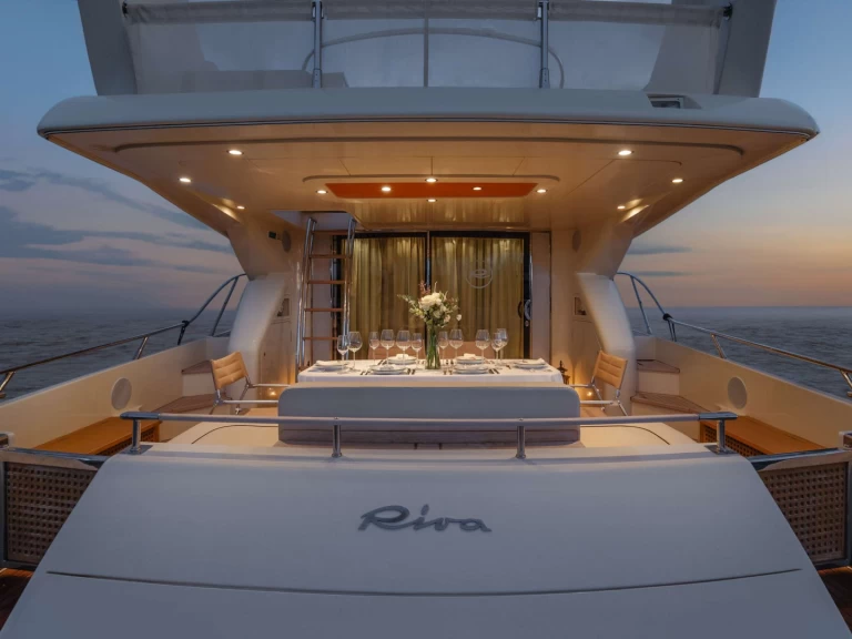 Boat rental Riva ETERNO in Greece on Samboat