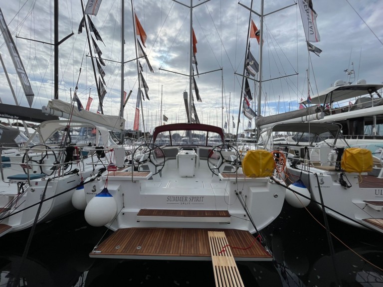 Sailboat rental in Pomer - Bénéteau Oceanis 46.1