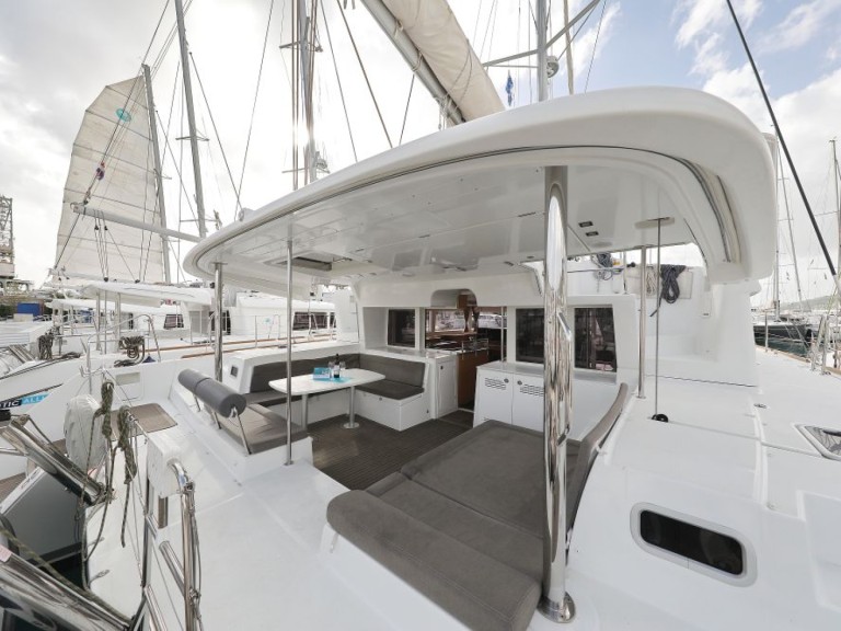 Yacht charter Murter-Kornati cheap Lagoon 450 F