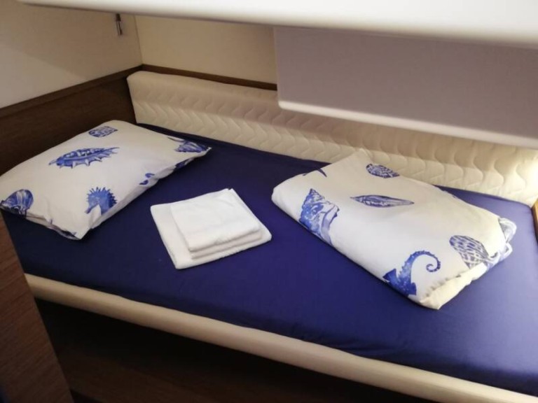 Bareboat Rental Catamaran Lagoon with a boat licence