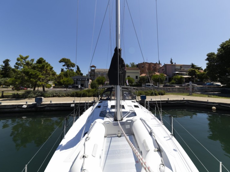 Sailboat for rent Zadar at the best price