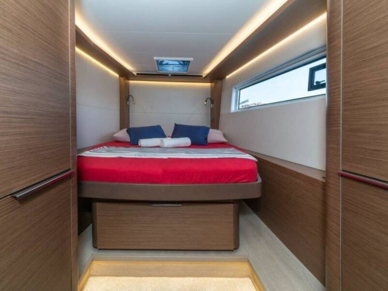 Bareboat Rental Catamaran Lagoon with a boat licence
