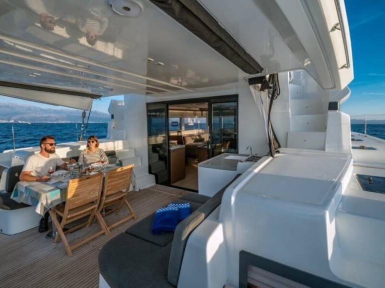 Lagoon Lagoon 50F in Marina (City) on SamBoat