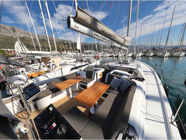 Rent a Hanse Hanse 460 Komolac