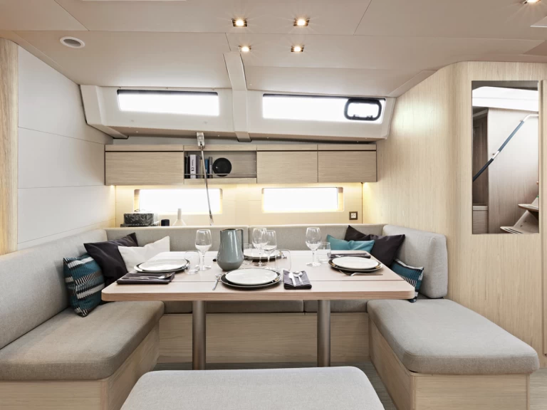 Sailboat rental in Lefkáda - Bénéteau Oceanis 46.1