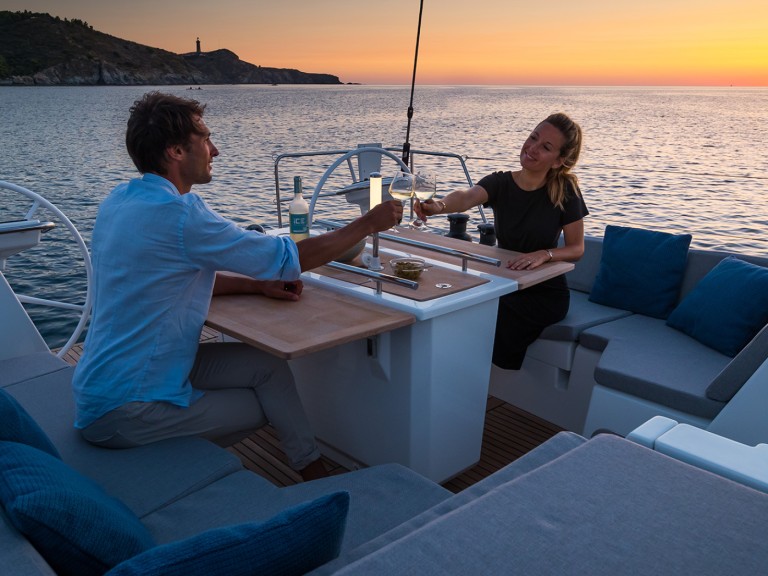 Sailboat rental with or without captain Bénéteau Préveza