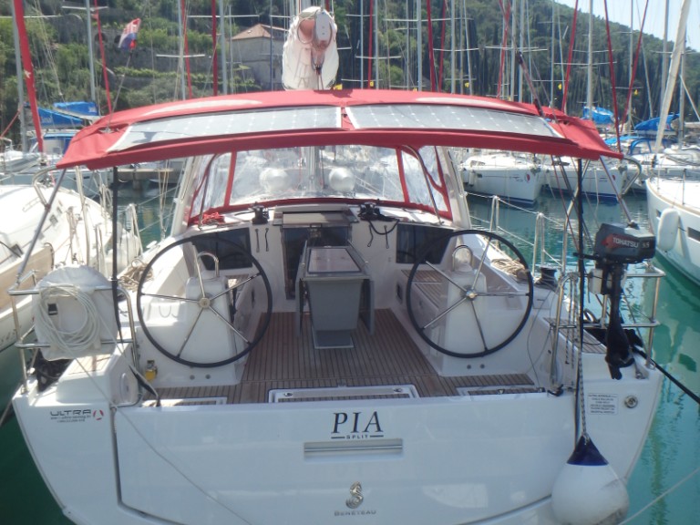 Bénéteau Oceanis 41.1 in Dubrovnik on SamBoat