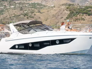 Rent a Luxury Yacht Cranchi Z 35 in Giardini-Naxos (Cranchi