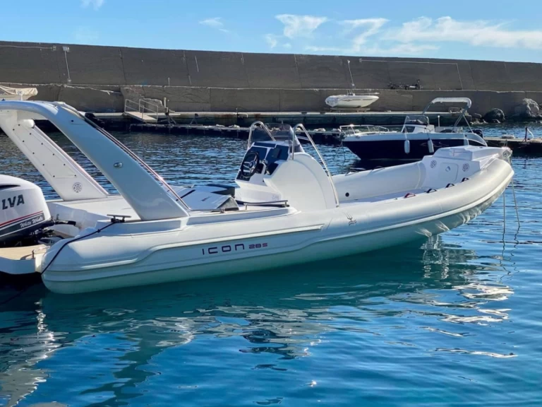 Rent a icon 28s Palermo
