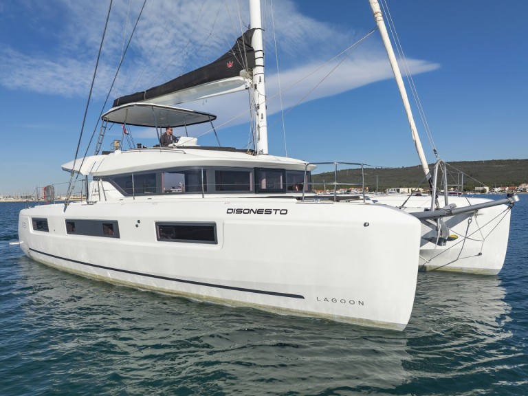Bareboat Rental Catamaran Lagoon with a boat licence