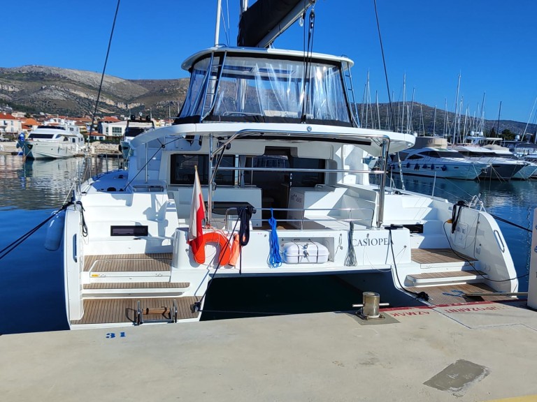 Yacht charter Seget Donji cheap Lagoon 46