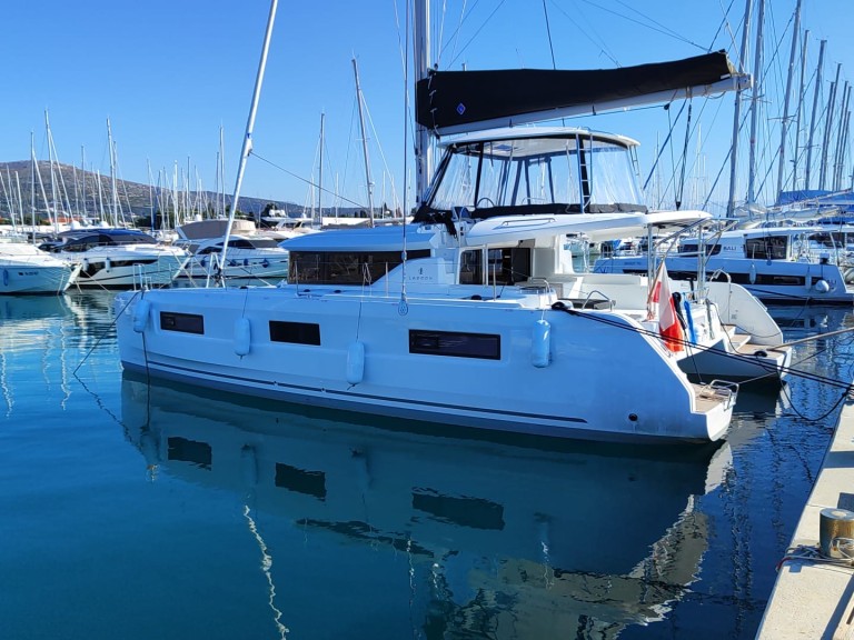 Catamaran rental in Seget Donji - Lagoon Lagoon 46