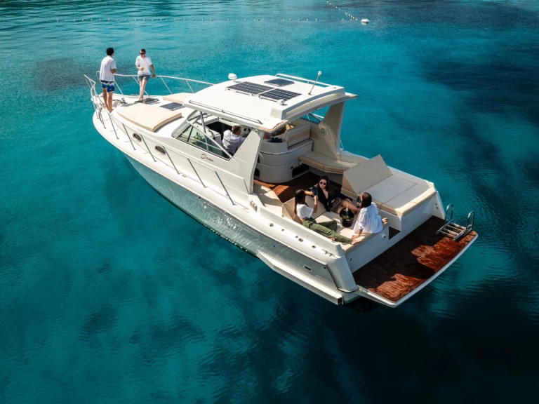 Rent a Stamas Stamas 360 Express Hvar