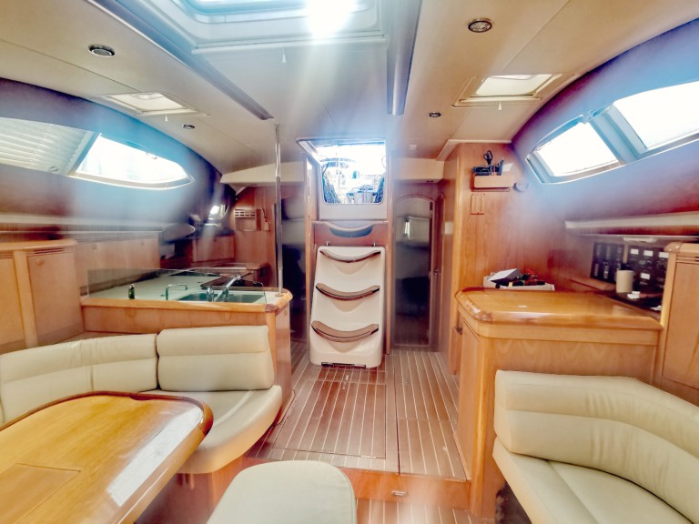 Jeanneau Sun Odyssey 49 in San Vincenzo on SamBoat