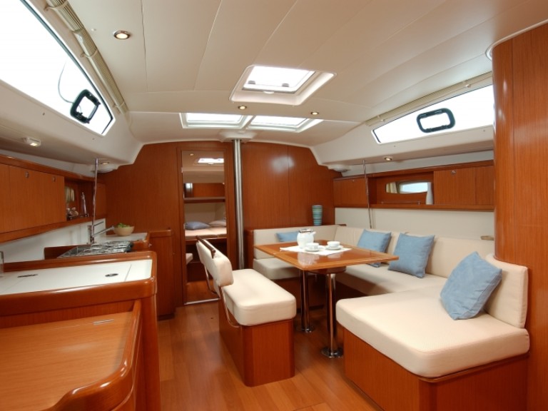 Yacht charter Corfu cheap Oceanis 43