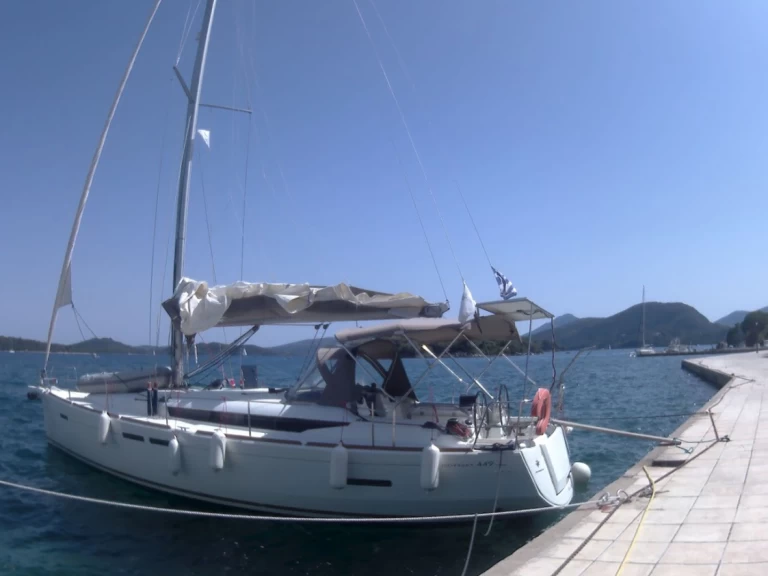 Sailboat rental with or without captain Jeanneau Corfu