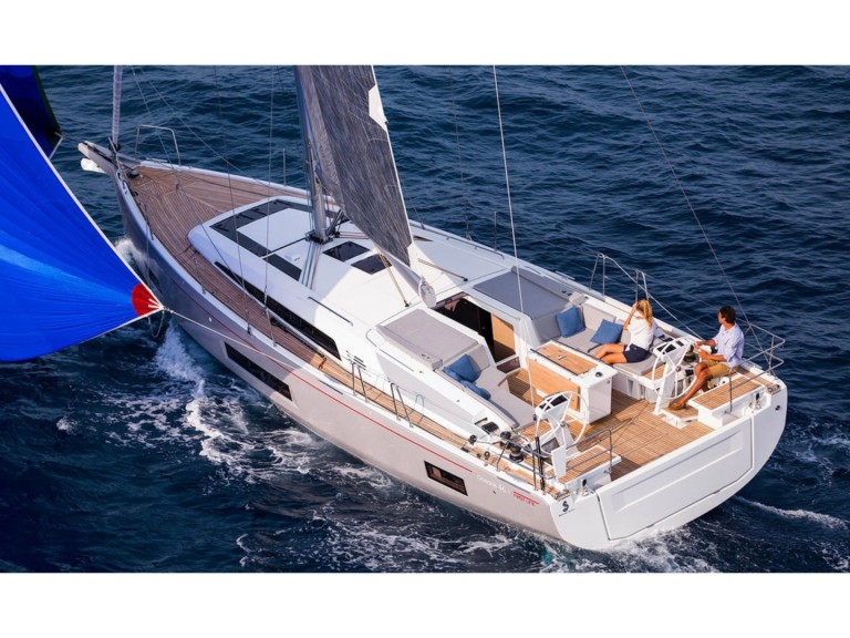 Bénéteau Oceanis 46.1 in Cugnana Verde on SamBoat