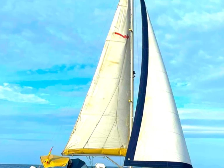 Bareboat Rental Sailboat Bénéteau with a boat licence
