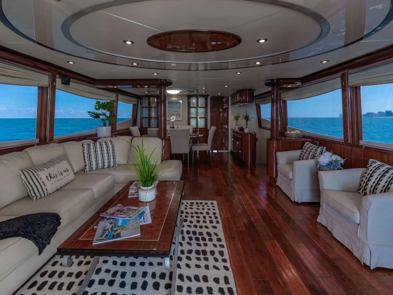 Luxury Yacht rental in Miami - Lazzara Finally-Aphrodite