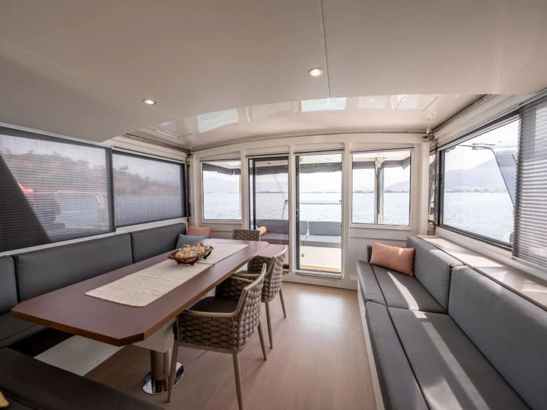 Bareboat Rental Luxury Yacht Bali with a boat licence