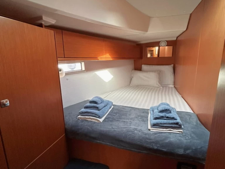 Bavaria Cruiser 46 in Alimos on SamBoat
