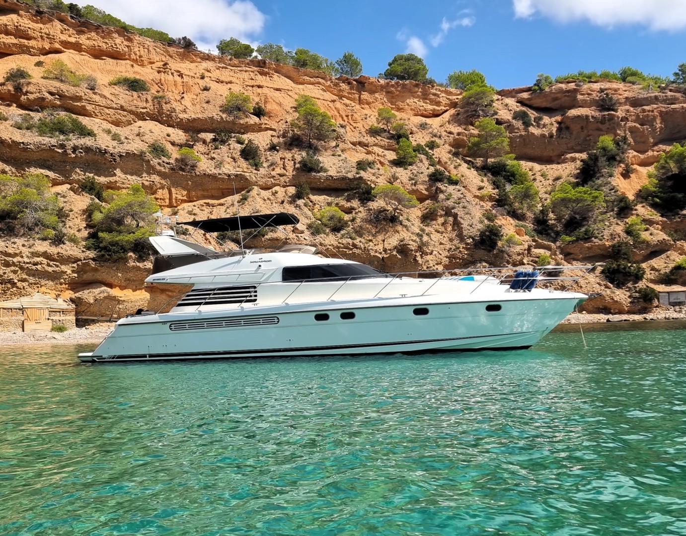 Rent a Luxury Yacht Fairline Squadron 59 in Torrevieja | SamBoat
