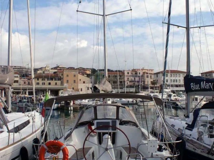 Yacht charter Punta Ala cheap Sun Odyssey 36i
