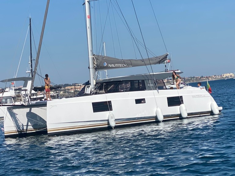 Catamaran rental in Punat - Nautitech Nautitech 40