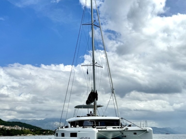 Bareboat Rental Catamaran Lagoon with a boat licence