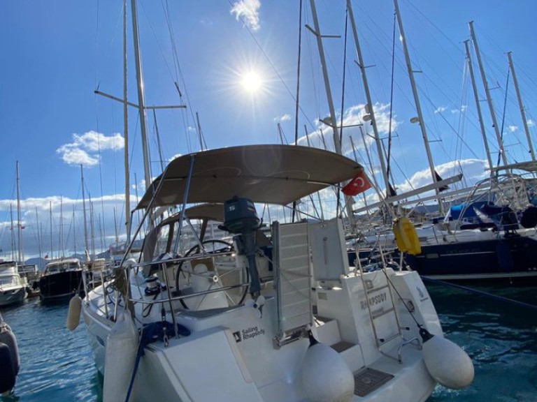 Bareboat Rental Sailboat Bénéteau with a boat licence