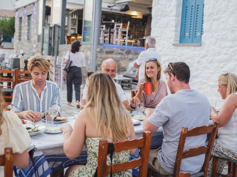 Rent a Fountaine Pajot Eleuthera 60 Aegina