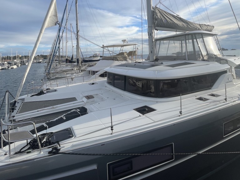 Catamaran rental with or without captain Lagoon Saint-Raphaël