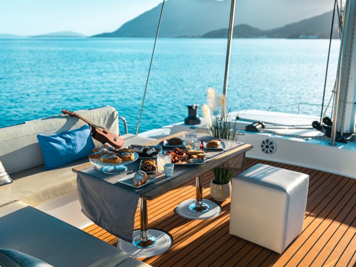 Catamaran rental with or without captain Bali Lefkáda