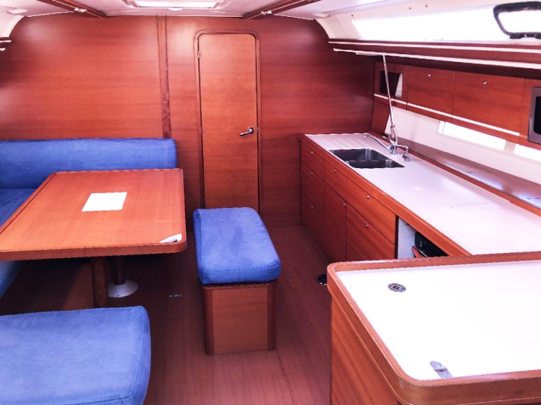 Bareboat Rental Sailboat Dufour with a boat licence