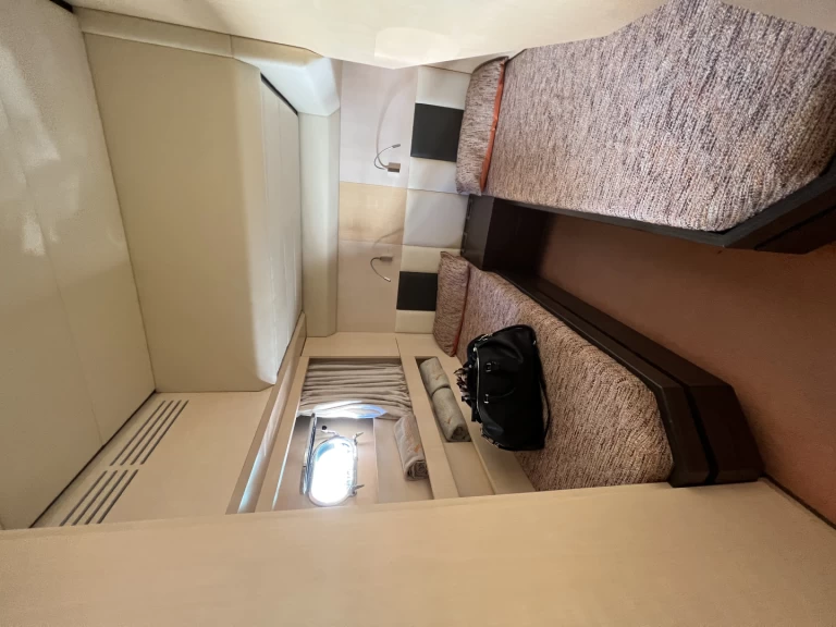 Bareboat Rental Luxury Yacht Alfamarine with a boat licence