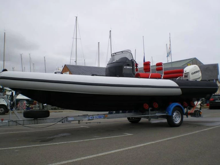 Bareboat Rental RIB Hydrosport with a boat licence