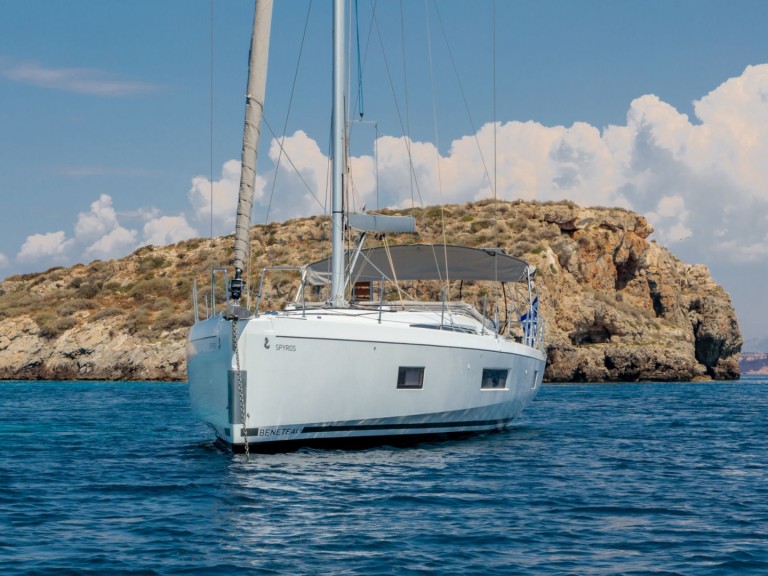 Bénéteau Oceanis 51.1 charter bareboat or captained in  Alimos