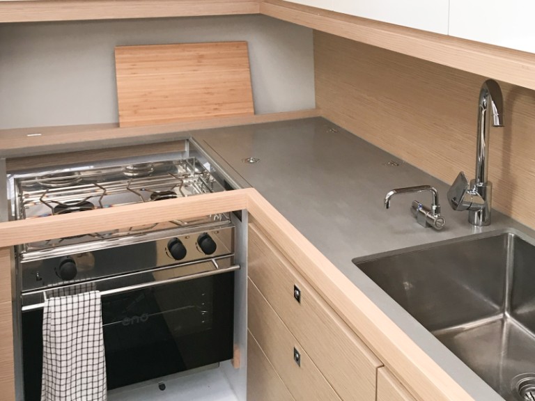 Sailboat rental in Baiona - Dufour Dufour 430 Grand Large