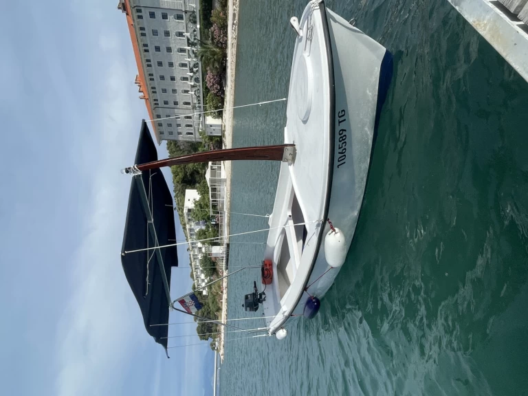 Pasara Elan  Elan  in Trogir on SamBoat