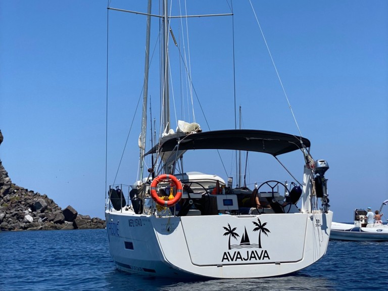 Rent a Dufour Dufour 390 Furnari