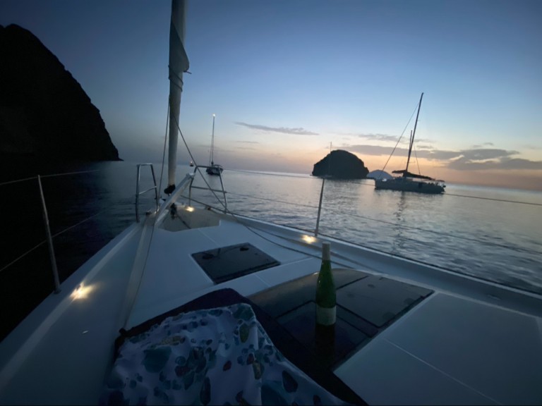 Yacht charter Furnari cheap Dufour 390