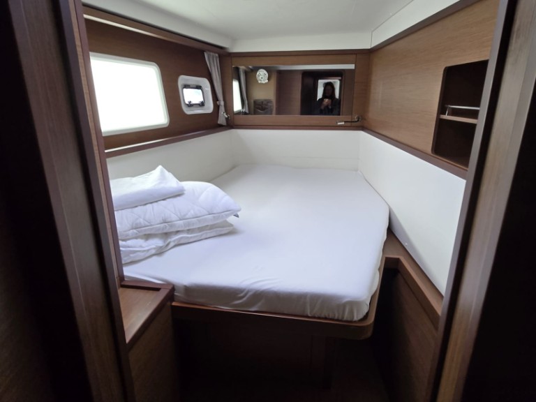 Catamaran rental with or without captain Lagoon Trogir