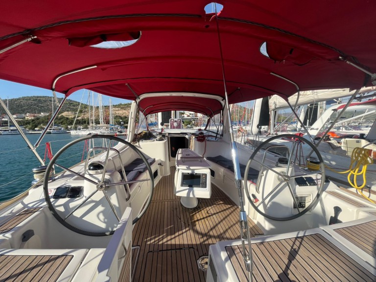 Yacht charter Marina (City) cheap Oceanis 50 Family