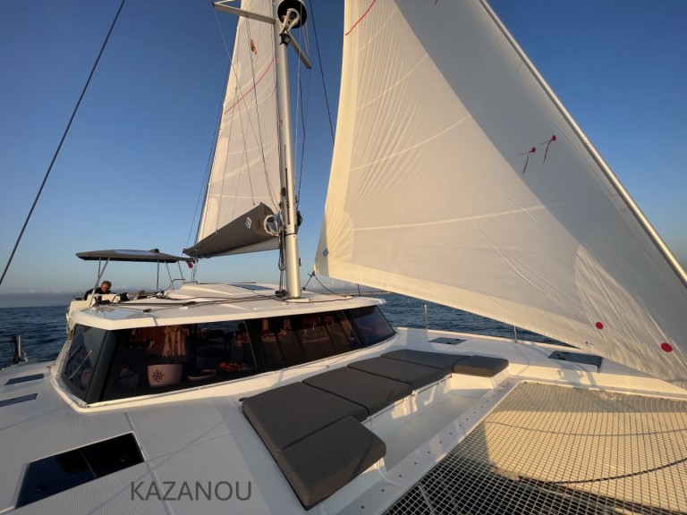 Yacht charter Bas du Fort cheap Astrea 42
