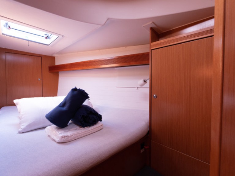 Bavaria Bavaria 45 charter bareboat or captained in  Fezzano