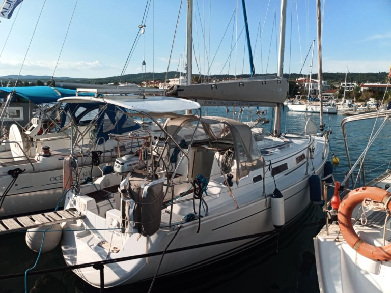 Yacht charter Níkiti cheap Hanse 342