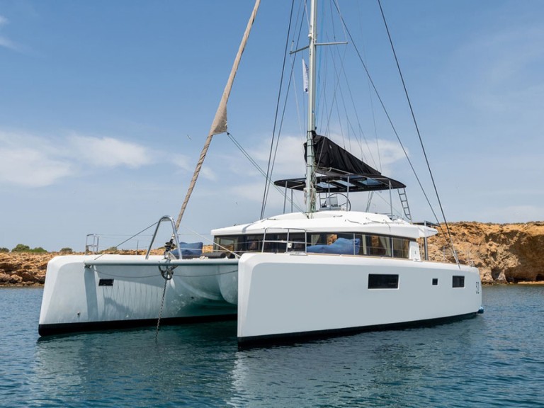 Yacht charter Alimos cheap Lagoon 52