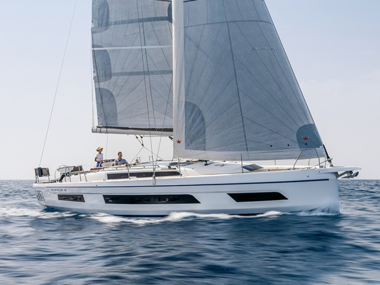 Yacht charter Golfe-Juan cheap Dufour 41