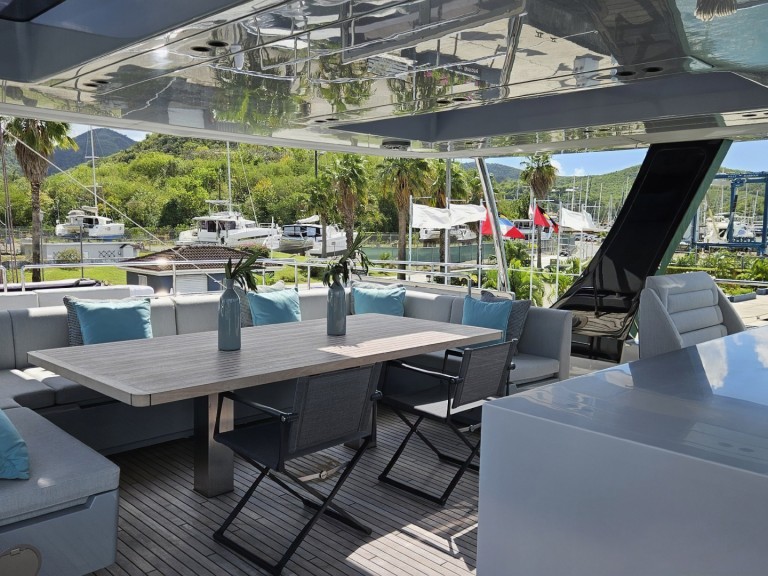 Catamaran rental with or without captain Sunreef Simpson Bay