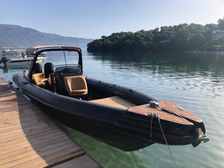 Rent a Fost Matrix 32 Corfu